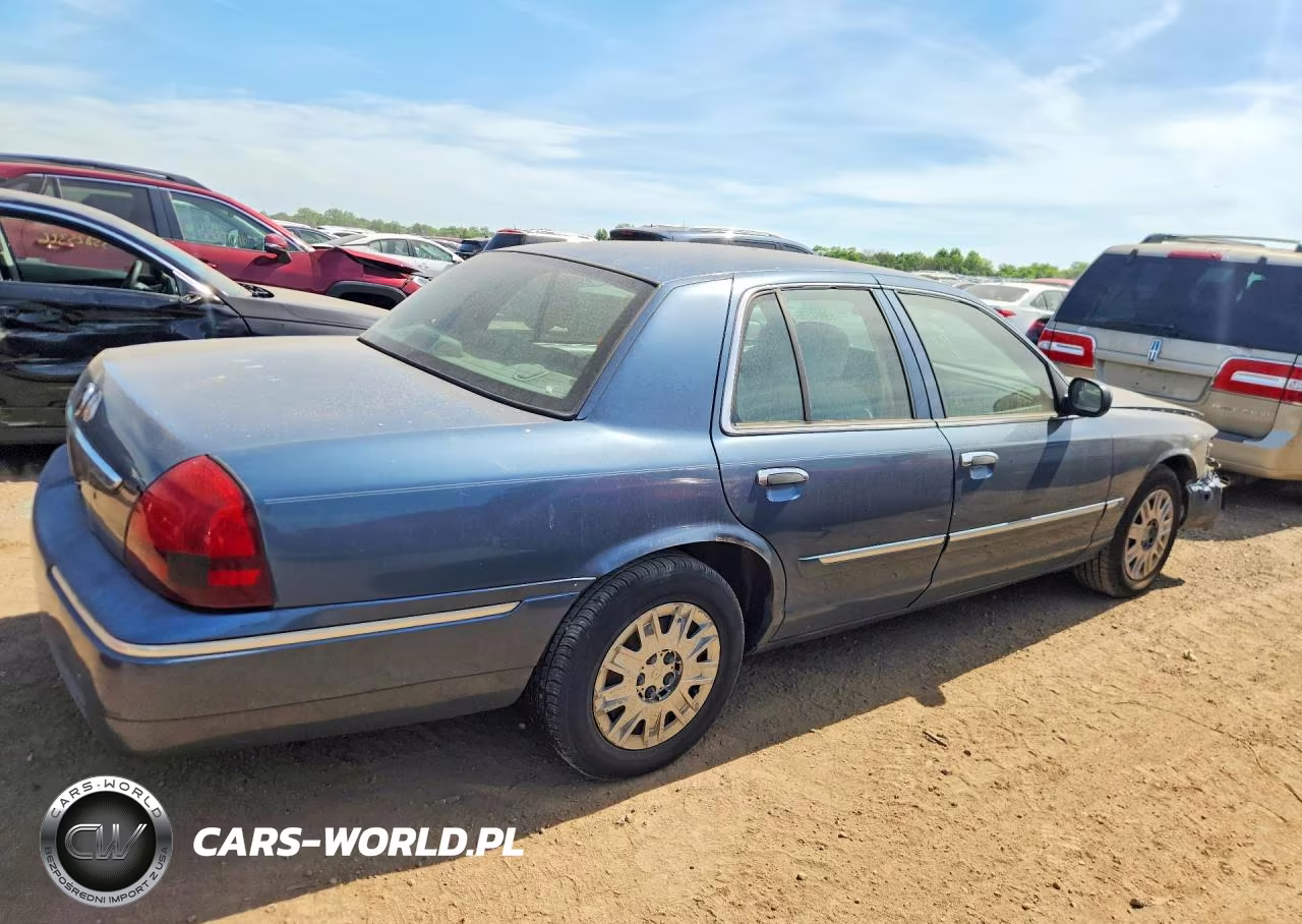 2007 Mercury Grand Marquis Gs VIN:2MEFM74V97X618893 - 3