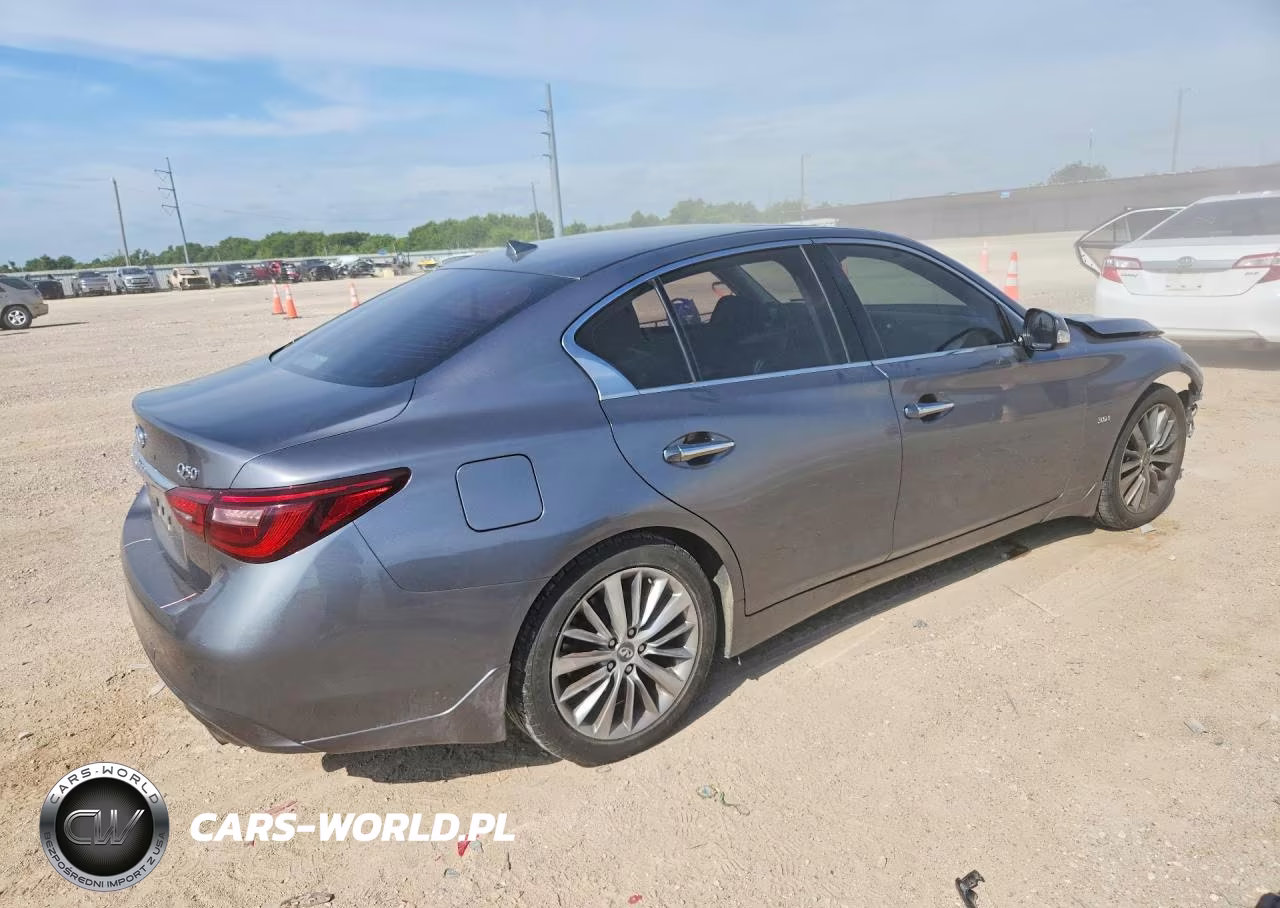 2018 Infiniti Q50 3.0T Luxe VIN:JN1EV7AR0JM437572 - 3