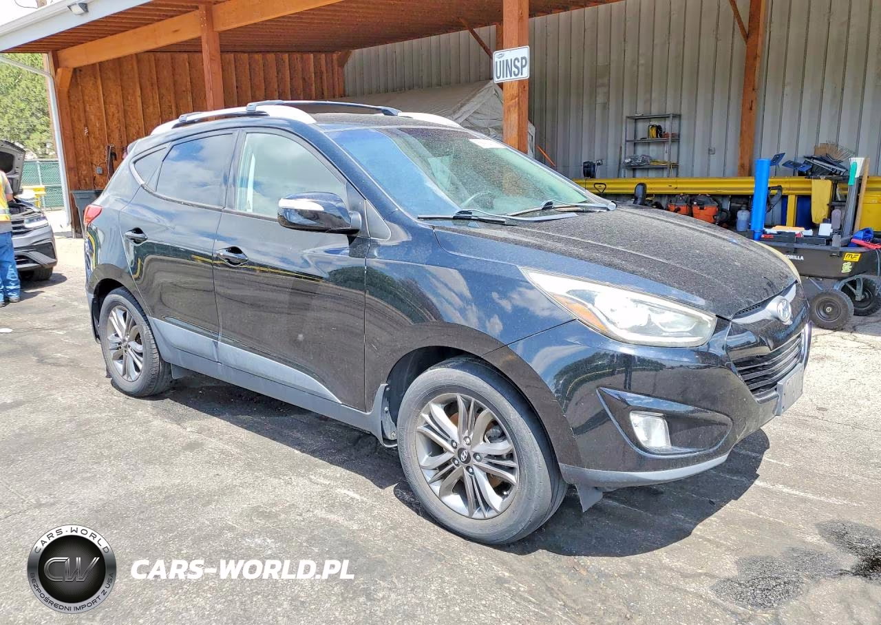 2014 Hyundai Tucson The Walking Dead Edition VIN:KM8JUCAG8EU936739 - 4