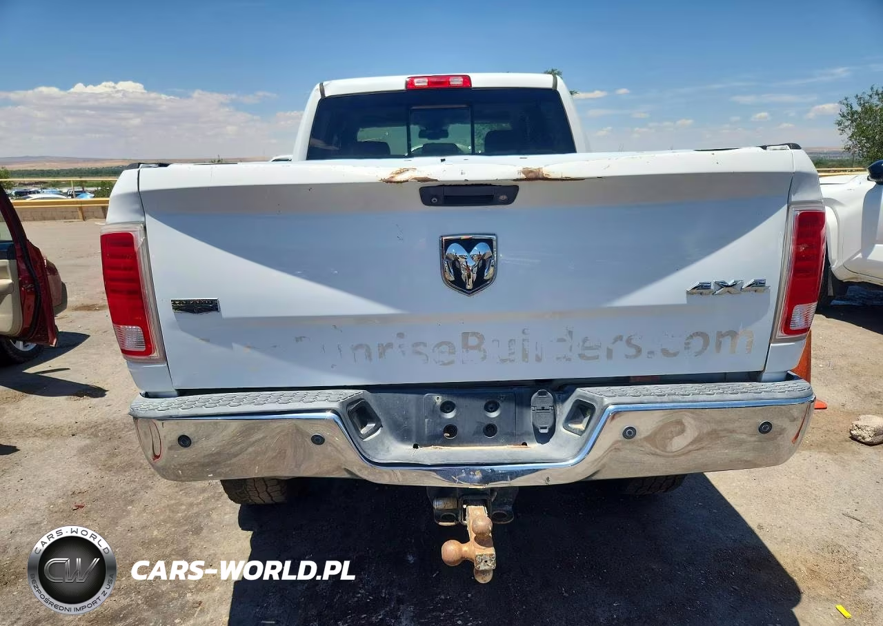 2014 Ram 2500 Laramie VIN:3C6UR5FL1EG114315 - 6