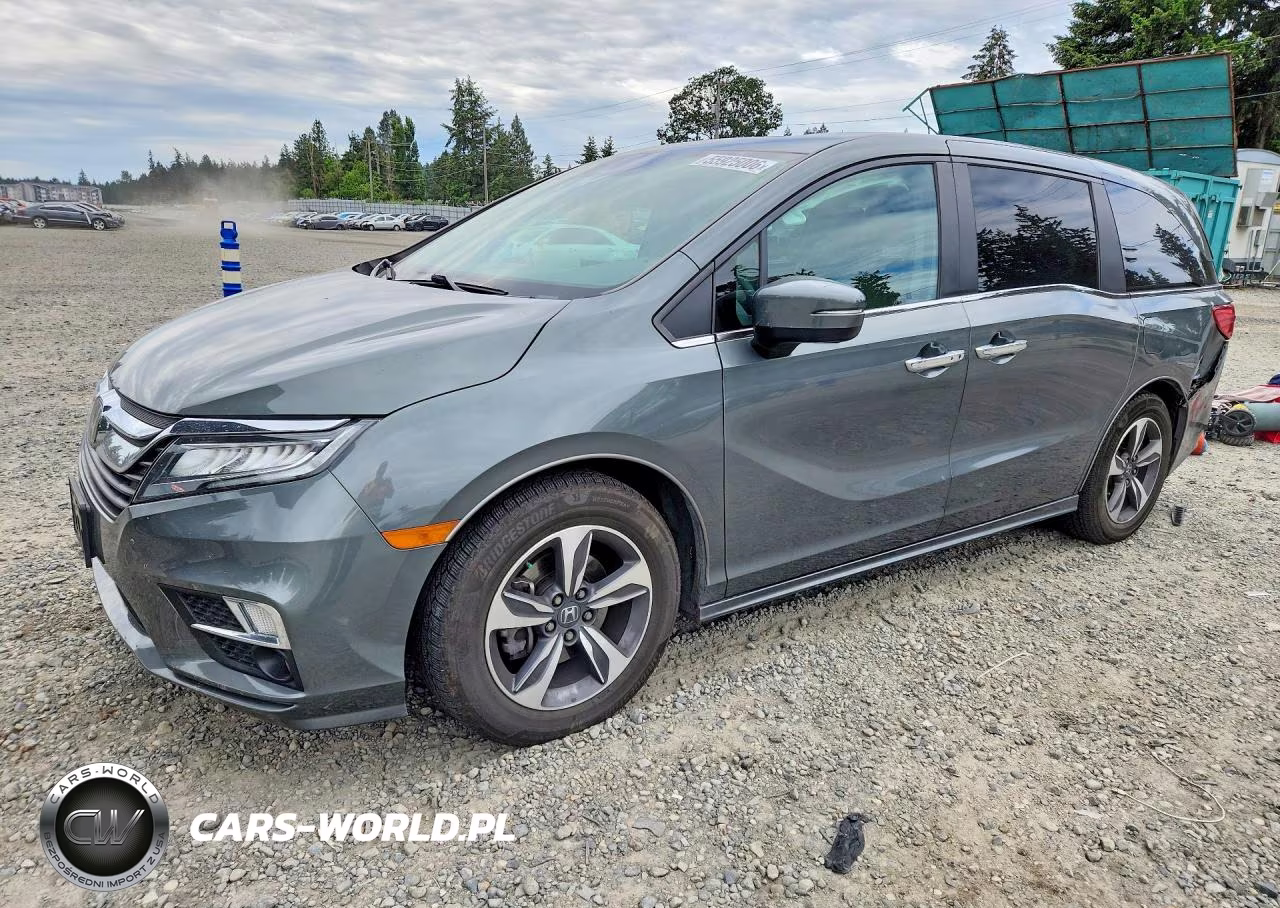 2018 Honda Odyssey Touring – zdjęcie 1 z 13