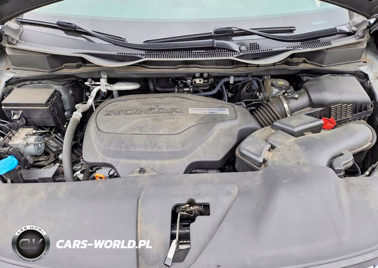 2018 Honda Odyssey Touring VIN:5FNRL6H8XJB009142 - 12