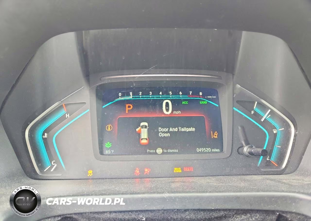 2018 Honda Odyssey Touring VIN:5FNRL6H8XJB009142 - 9