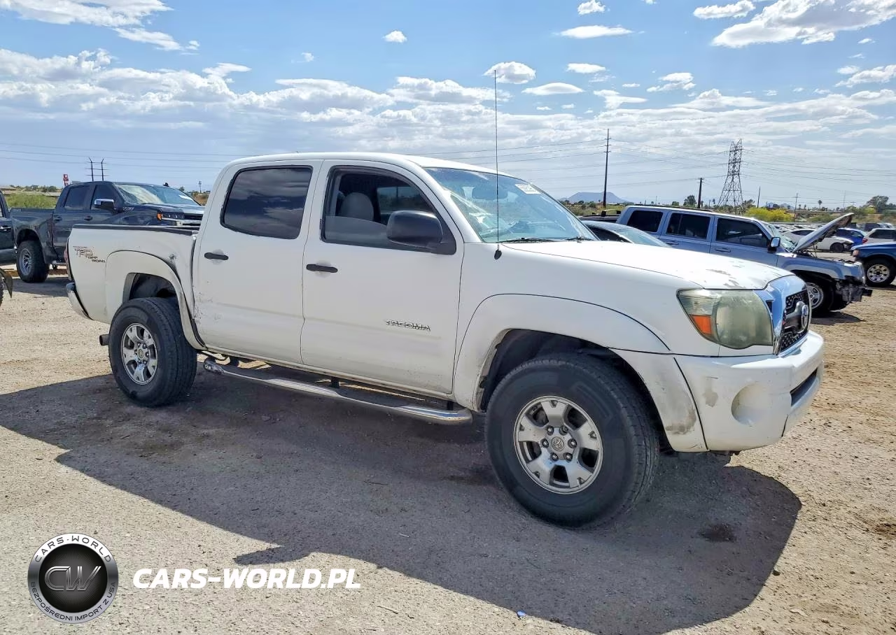2011 Toyota Tacoma Double Cab Prerunner VIN:3TMJU4GN0BM123072 - 4