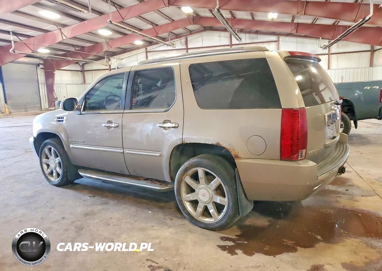 2007 Cadillac Escalade Luxury VIN:1GYFK63807R315986 - 2