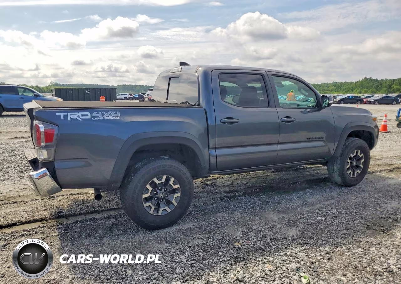 2023 Toyota Tacoma Trd Off-Road VIN:3TMCZ5ANXPM536892 - 3