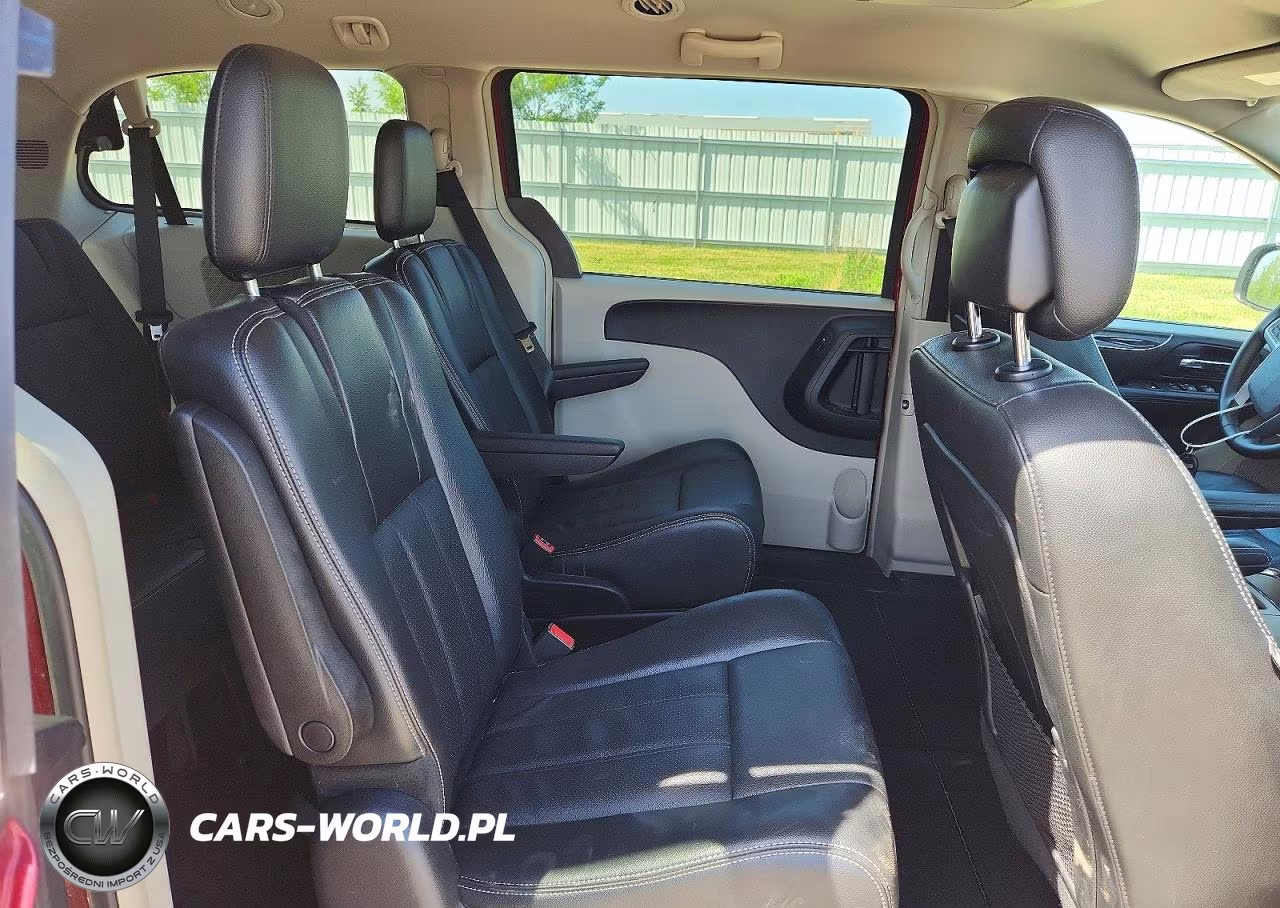 2012 Chrysler Town & Country Touring VIN:2C4RC1BG9CR259594 - 11