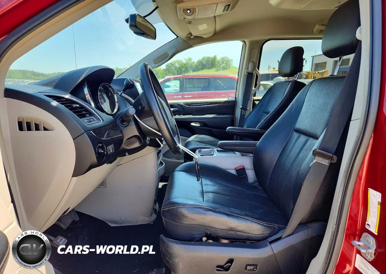 2012 Chrysler Town & Country Touring VIN:2C4RC1BG9CR259594 - 7