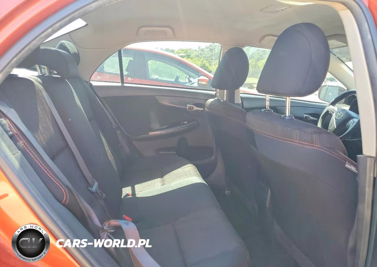 2013 Toyota Corolla S Special Edition VIN:2T1BU4EE2DC075965 - 10