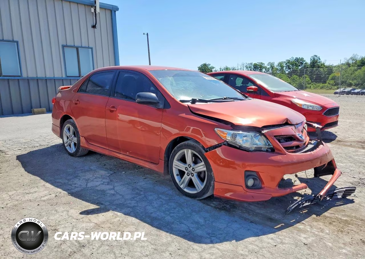 2013 Toyota Corolla S Special Edition VIN:2T1BU4EE2DC075965 - 4