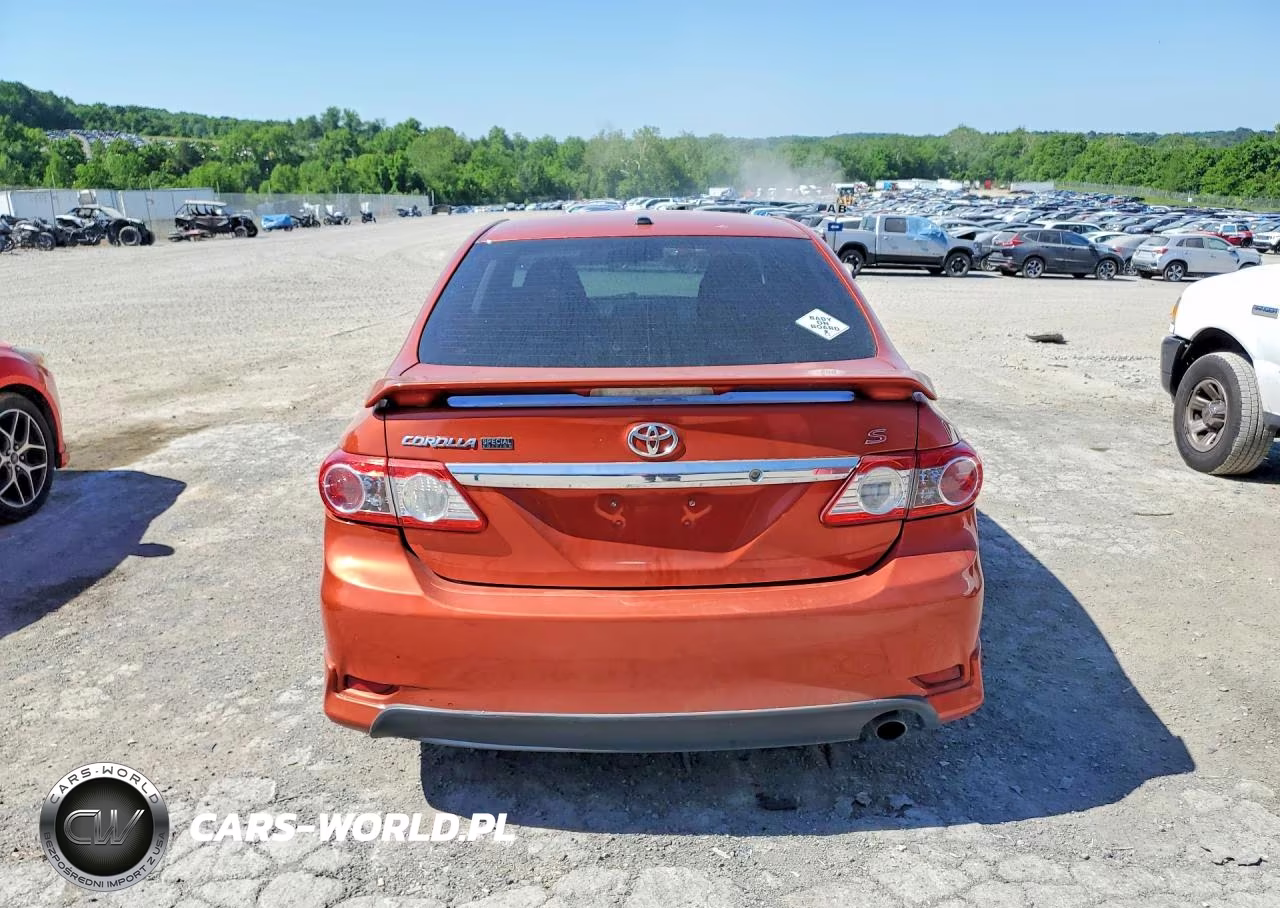 2013 Toyota Corolla S Special Edition VIN:2T1BU4EE2DC075965 - 6