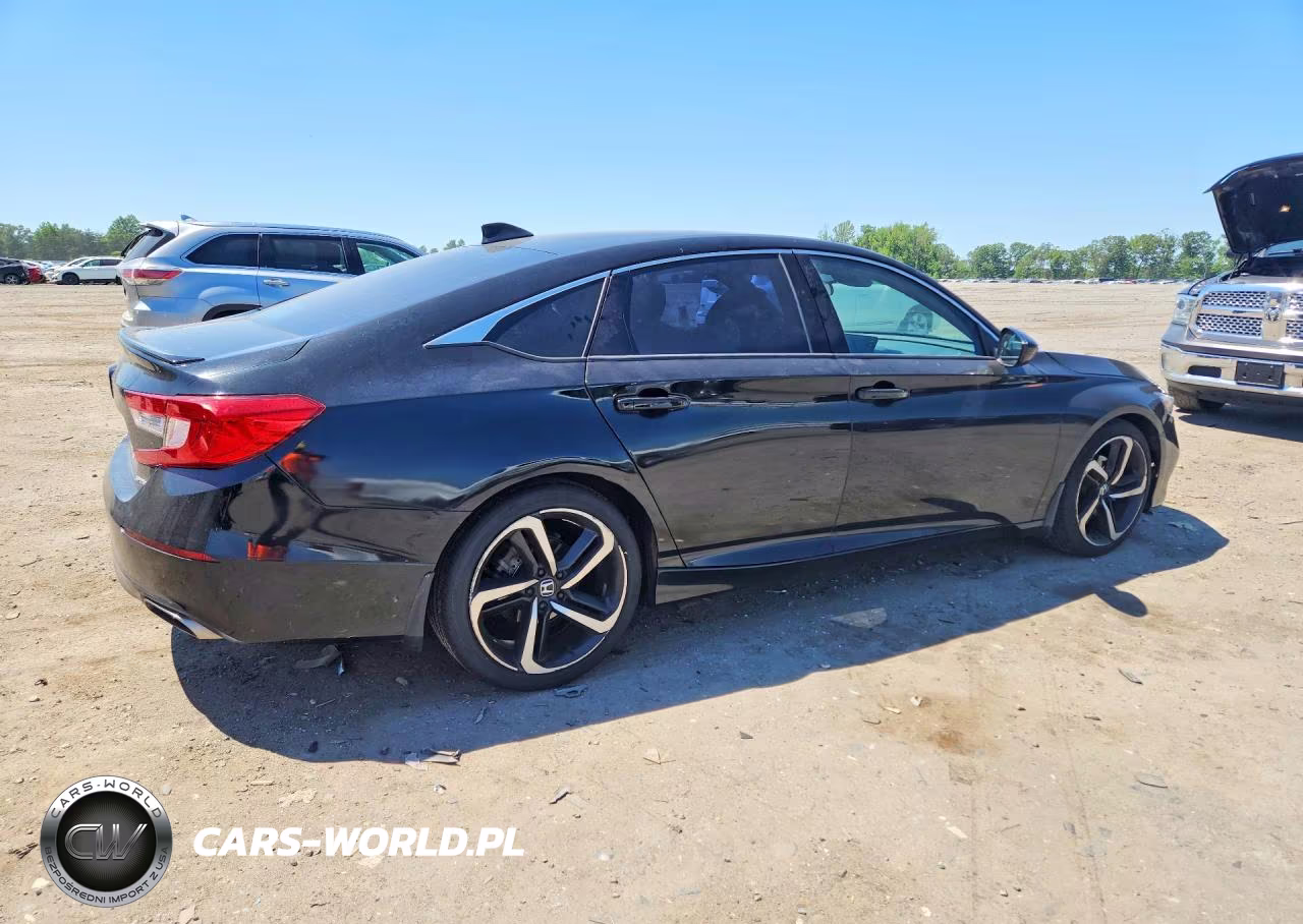 2018 Honda Accord Sport VIN:1HGCV1F3XJA092012 - 3