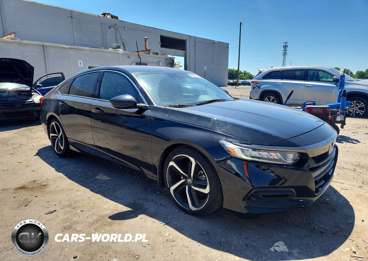 2018 Honda Accord Sport VIN:1HGCV1F3XJA092012 - 4