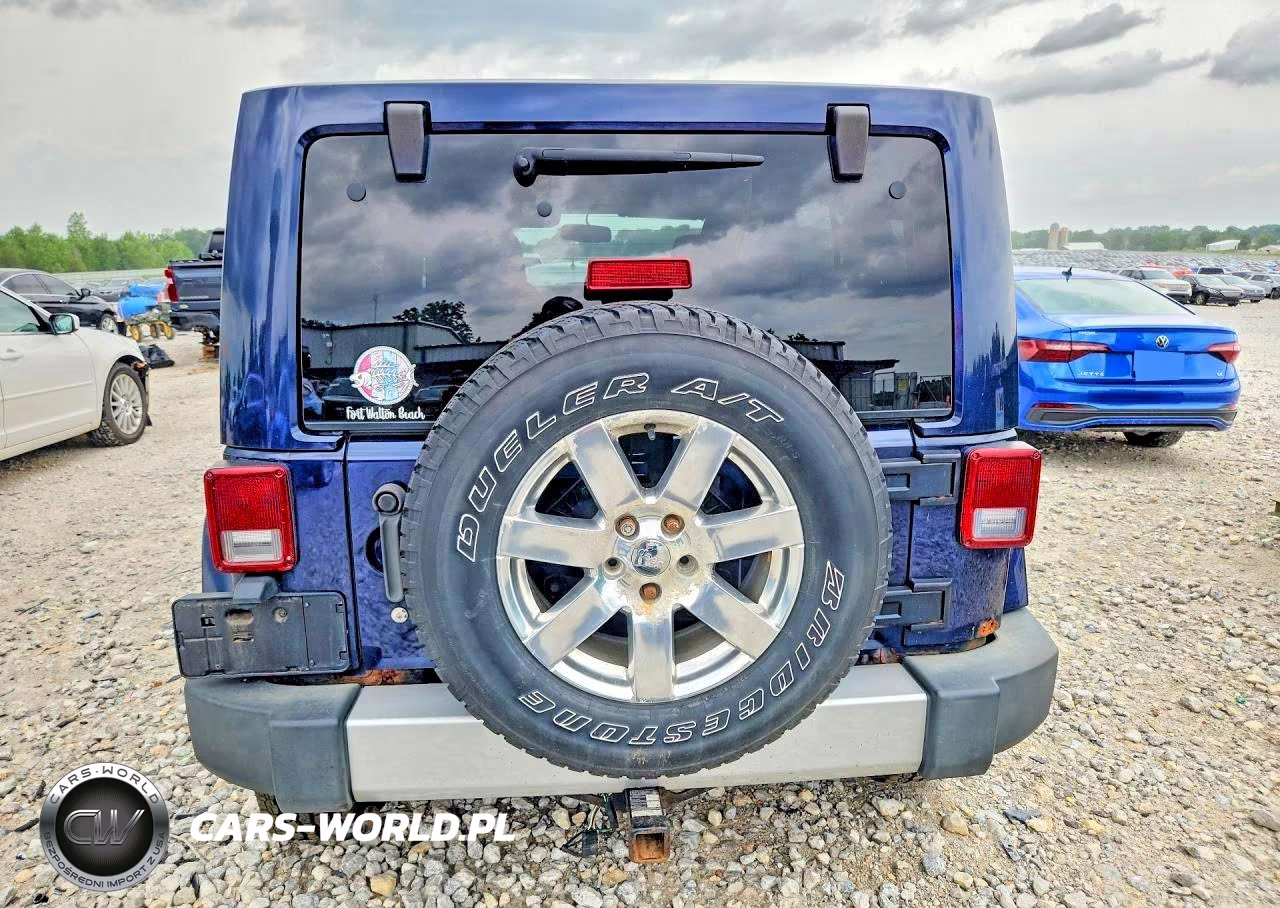 2013 Jeep Wrangler Unlimited Sahara VIN:1C4BJWEG5DL506295 - 6