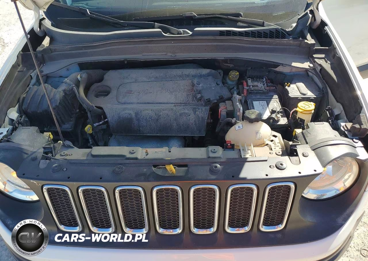 2018 Jeep Renegade Latitude VIN:ZACCJABB7JPG80490 - 12