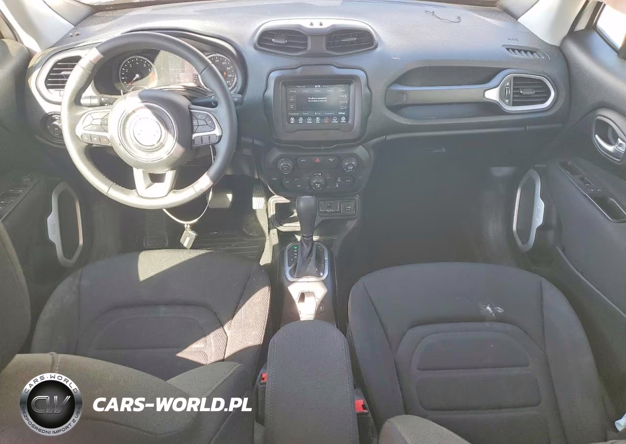 2018 Jeep Renegade Latitude VIN:ZACCJABB7JPG80490 - 8