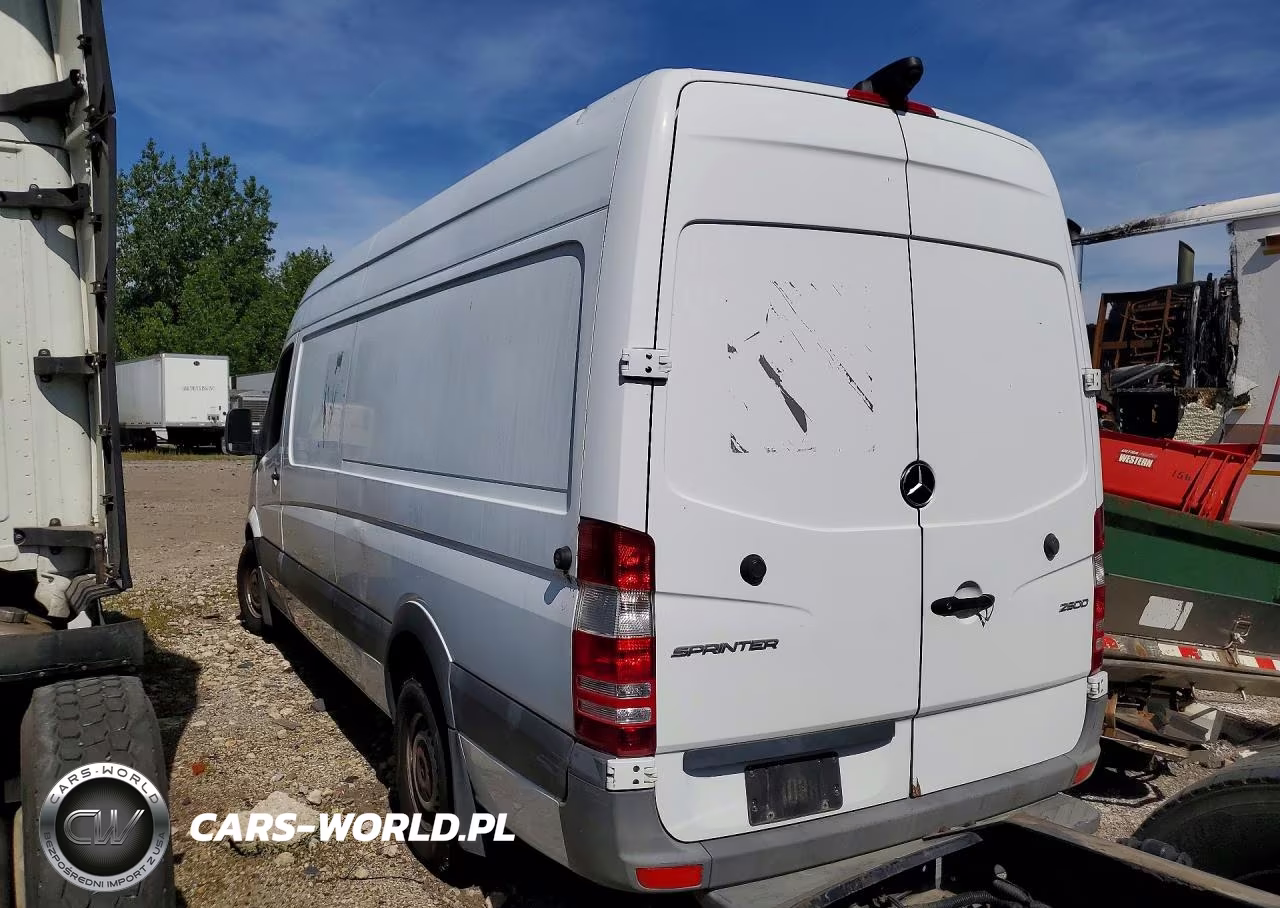 2018 Mercedes-Benz Sprinter 2500 VIN:WD3PE8CD5JP611111 - 2