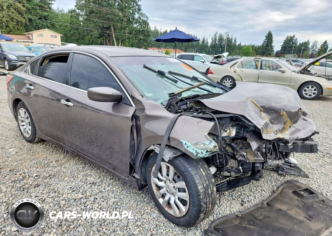 2013 Nissan Altima 2.5 VIN:1N4AL3APXDN583104 - 4