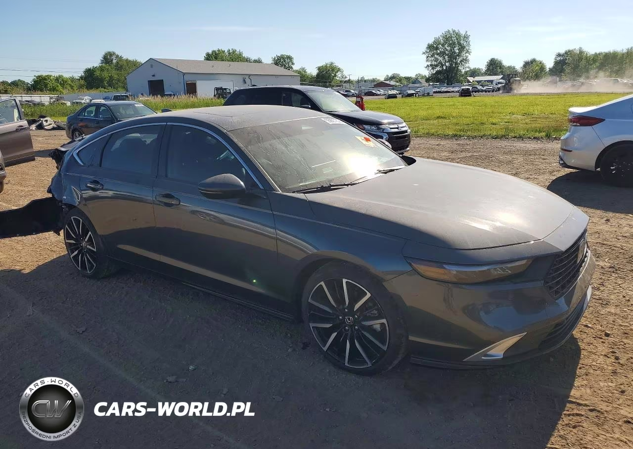 2023 Honda Accord Touring Hybrid VIN:1HGCY2F87PA063410 - 4
