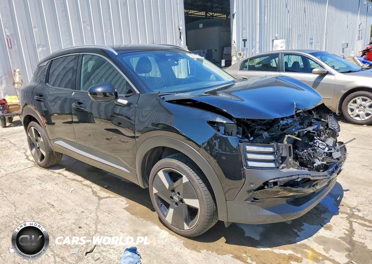 2025 Nissan Kicks Sr VIN:3N8AP6DB1SL428815 - 4