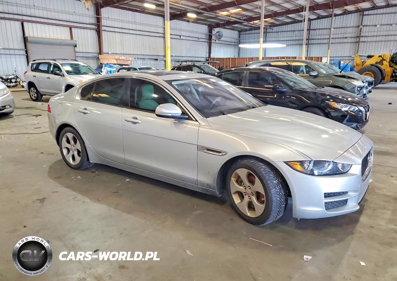 2017 Jaguar Xe VIN:SAJAR4BN6HA955502 - 4