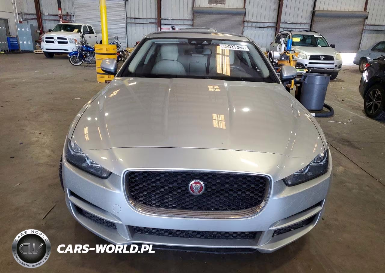 2017 Jaguar Xe VIN:SAJAR4BN6HA955502 - 5