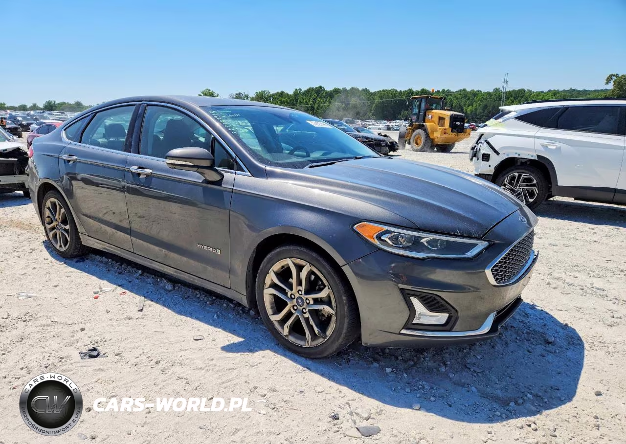 2019 Ford Fusion Titanium VIN:3FA6P0RU3KR257853 - 4
