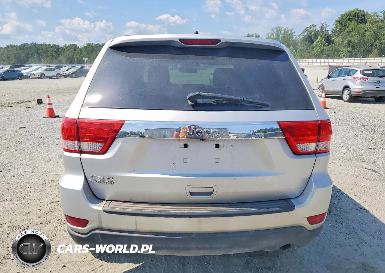 2013 Jeep Grand Cherokee Laredo VIN:1C4RJFAG1DC599577 - 6