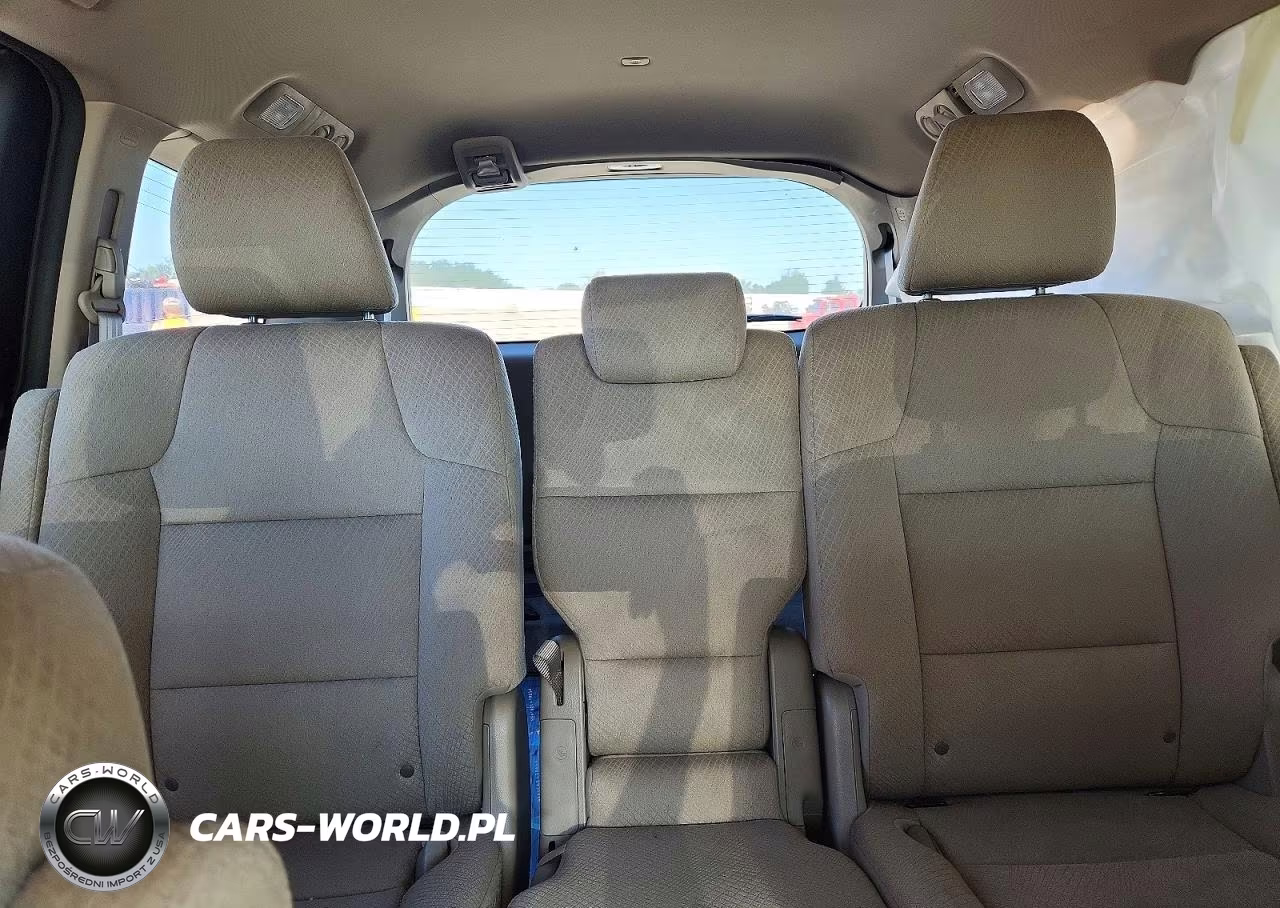 2016 Honda Odyssey Se VIN:5FNRL5H35GB049796 - 10