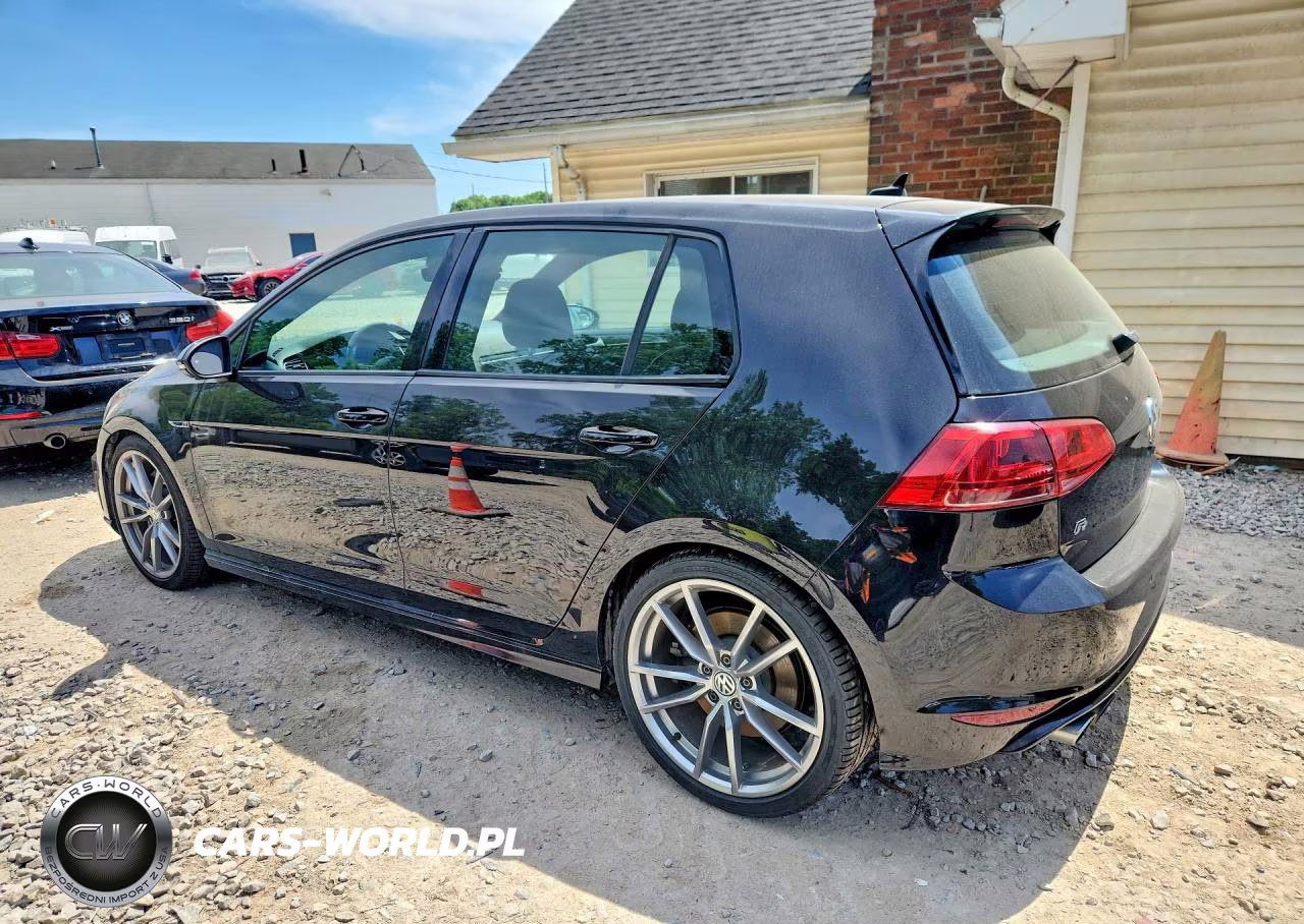 2017 Volkswagen Golf R VIN:WVWWF7AU4HW155145 - 2