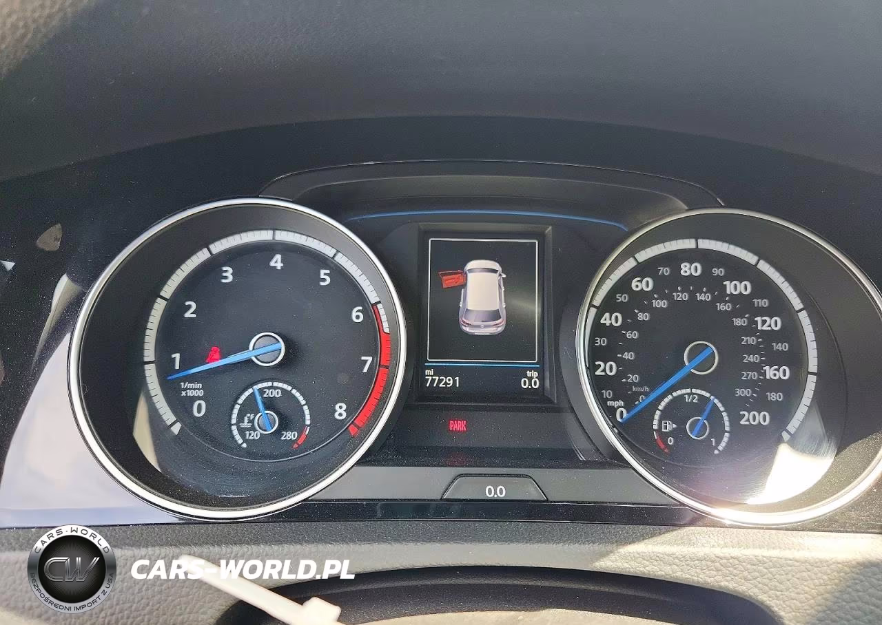 2017 Volkswagen Golf R VIN:WVWWF7AU4HW155145 - 9