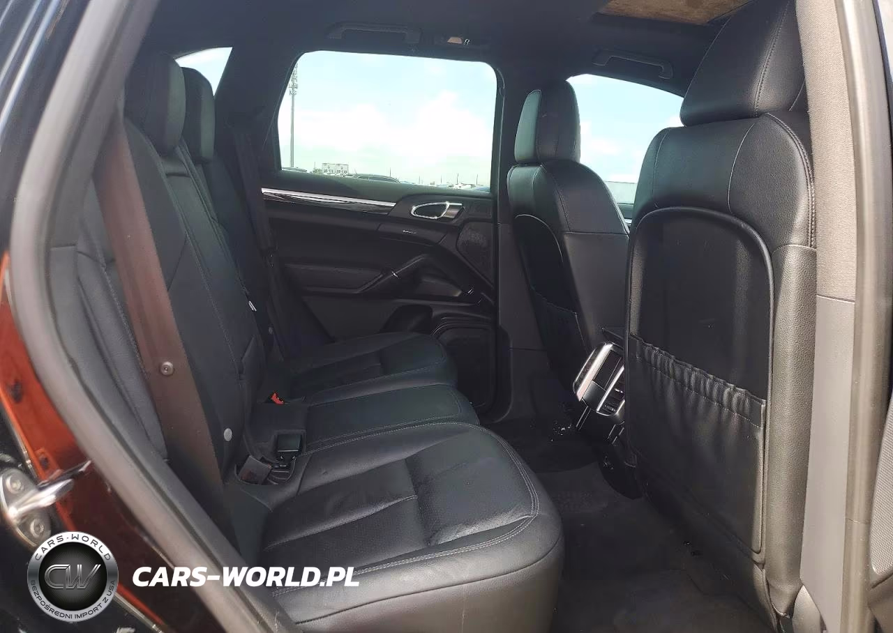2013 Porsche Cayenne VIN:WP1AA2A24DLA07064 - 11