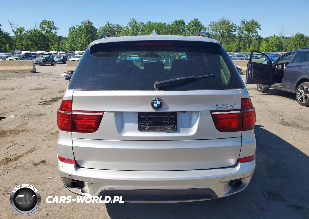 2011 BMW X5 xDrive35I VIN:5UXZV4C53BL741069 - 6