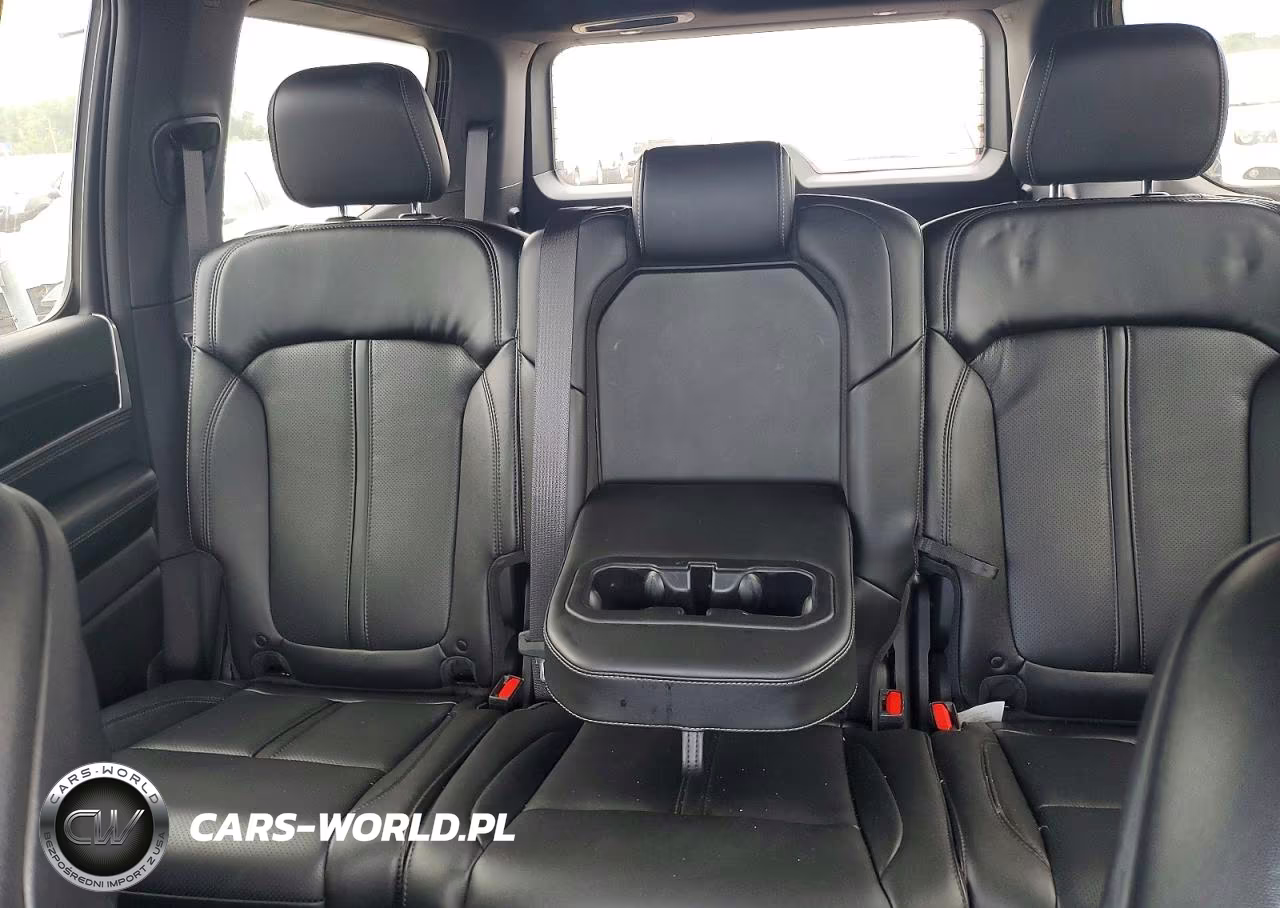2022 Jeep Wagoneer Series I VIN:1C4SJVAT3NS221213 - 10