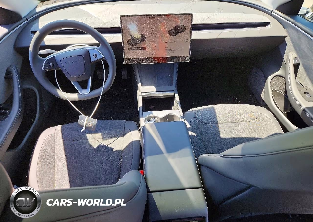 2025 Tesla Model 3 VIN:5YJ3E1EA3SF134530 - 8