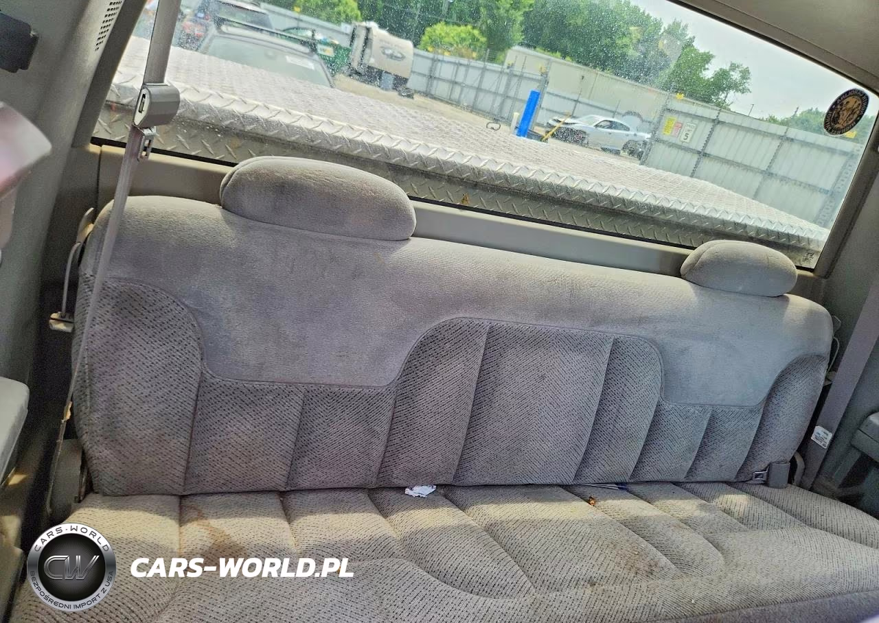1999 GMC Sierra K2500 VIN:1GTGK29R8XF059228 - 10