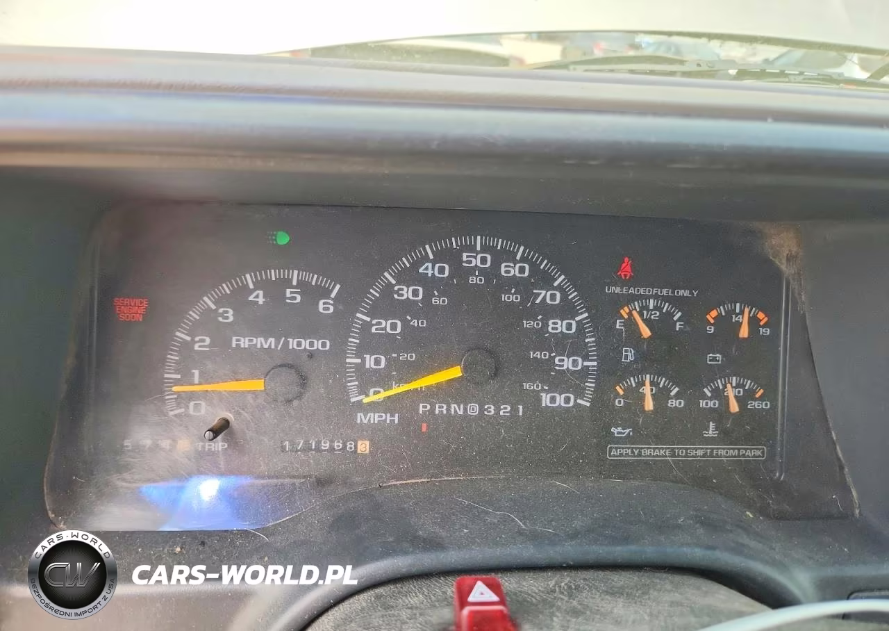1999 GMC Sierra K2500 VIN:1GTGK29R8XF059228 - 9