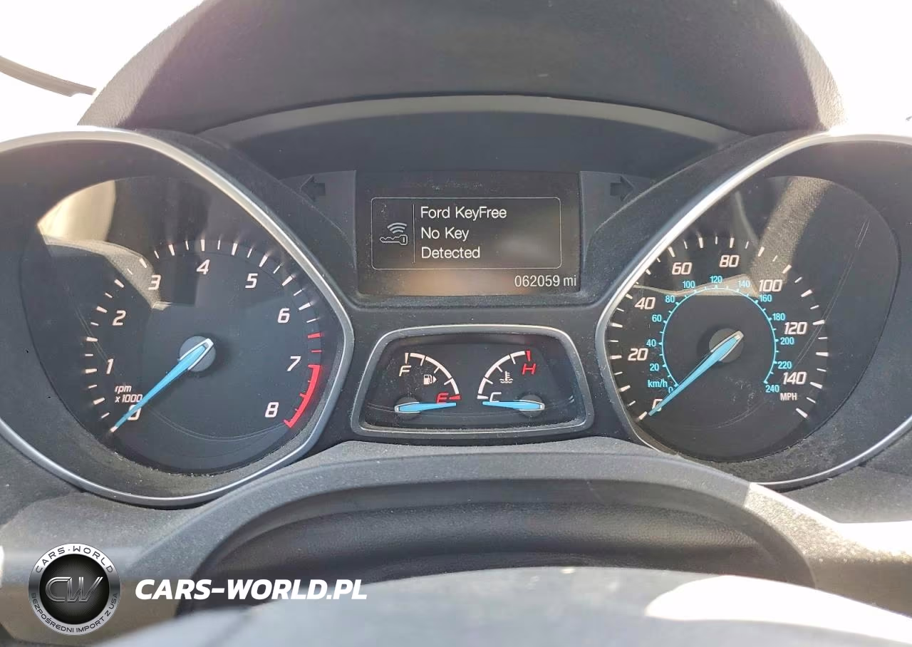 2015 Ford Escape Titanium VIN:1FMCU0J97FUC27083 - 9