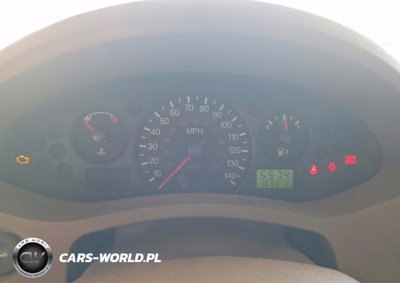 2005 Ford Focus Zx4 VIN:1FAFP34N55W225232 - 9