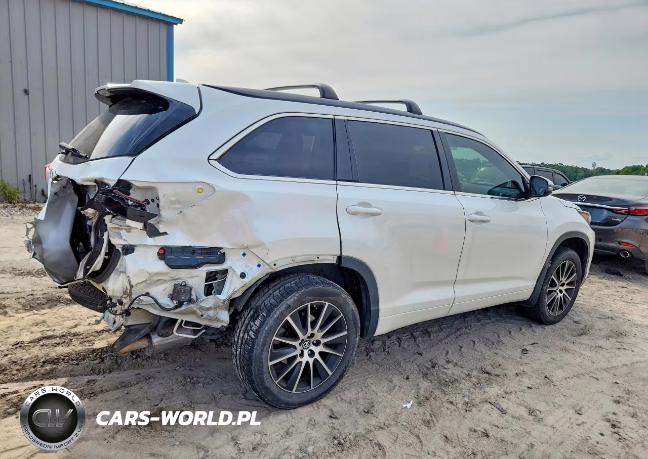 2017 Toyota Highlander Se VIN:5TDJZRFH3HS457258 - 3
