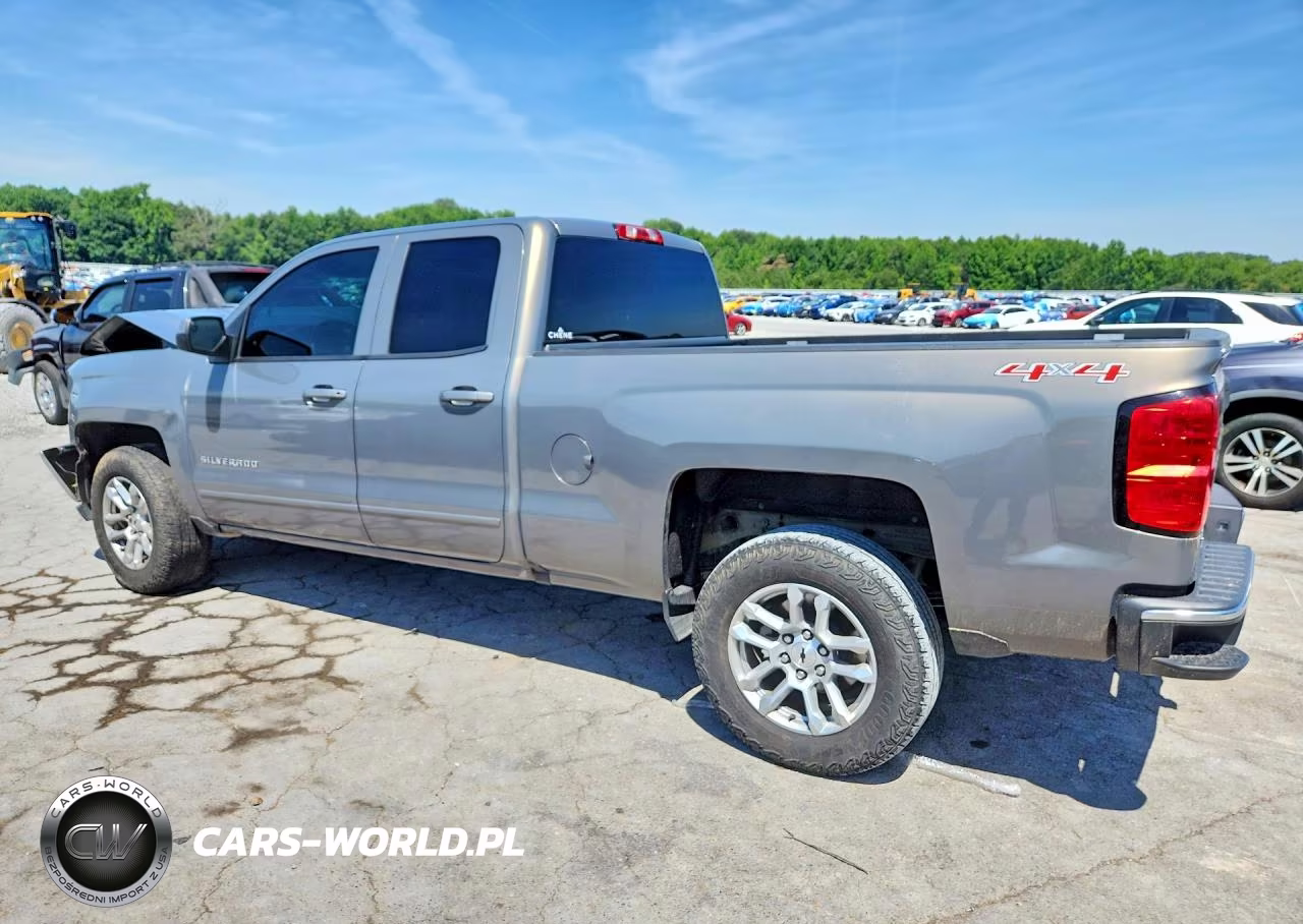 2017 CHEVROLET SILVERADO K1500 LT VIN:1GCVKREH4HZ215083 - 2