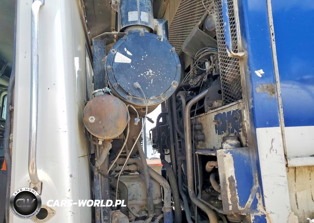 2011 Mack Mru600 Refuse Truck VIN:1M2AV02C0BM006563 - 6