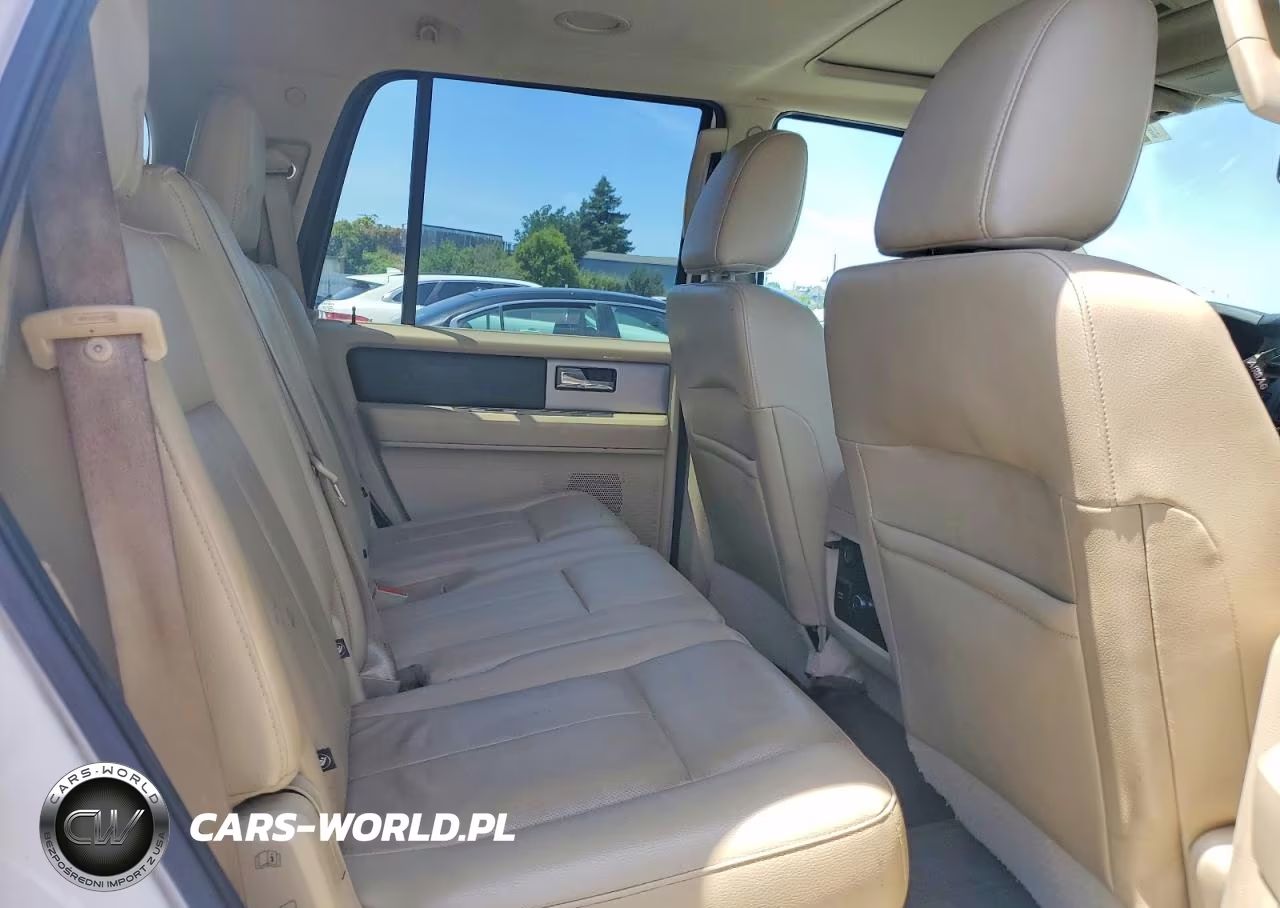 2015 Ford Expedition Xlt VIN:1FMJU1JT2FEF11238 - 10
