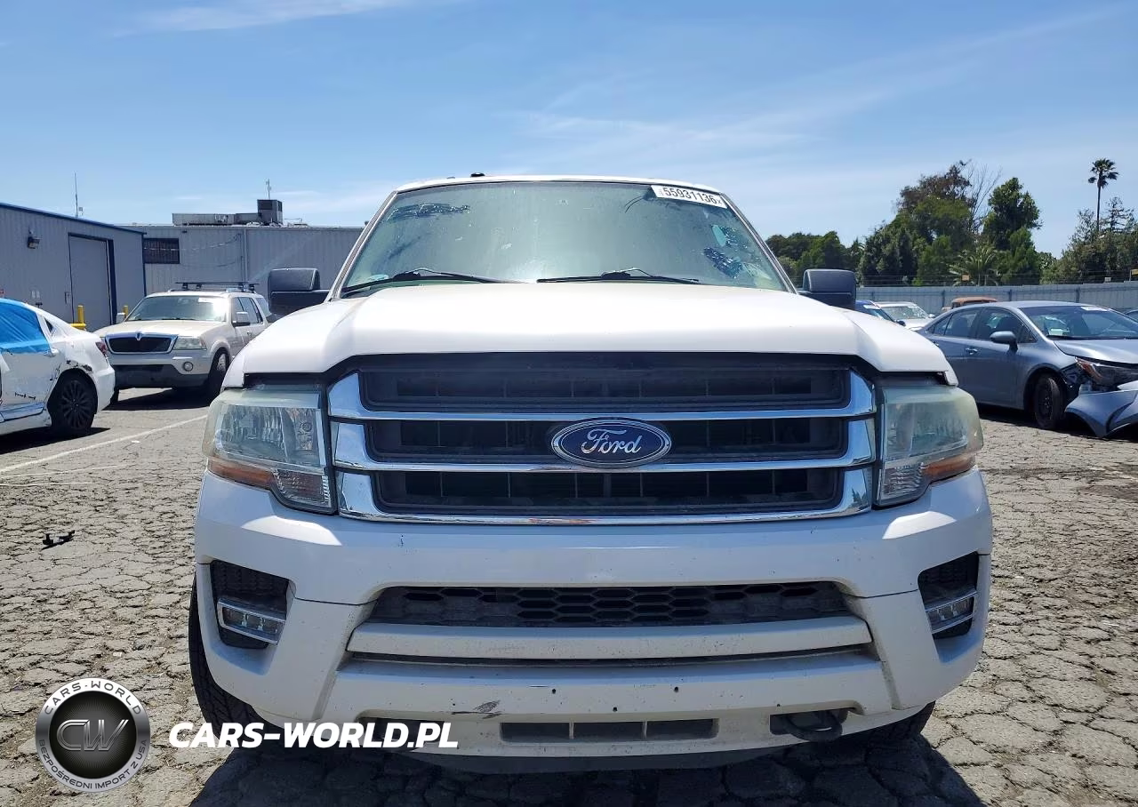 2015 Ford Expedition Xlt VIN:1FMJU1JT2FEF11238 - 5
