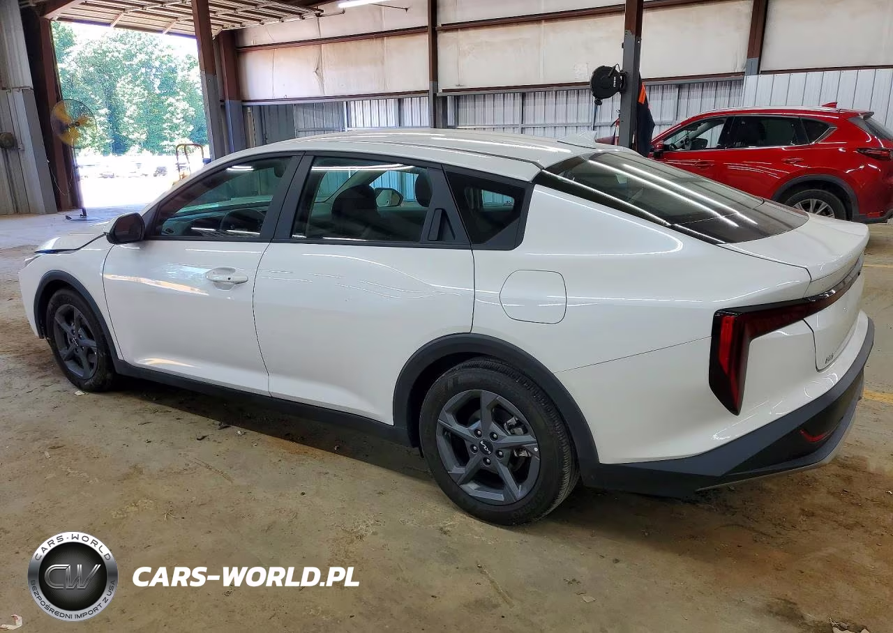 2025 Kia K4 Lxs VIN:3KPFT4DEXSE078830 - 2