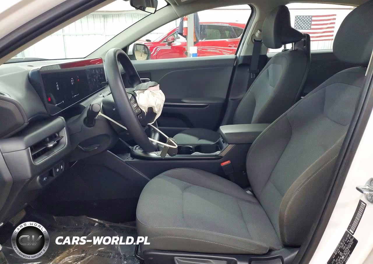 2025 Kia K4 Lxs VIN:3KPFT4DEXSE078830 - 7