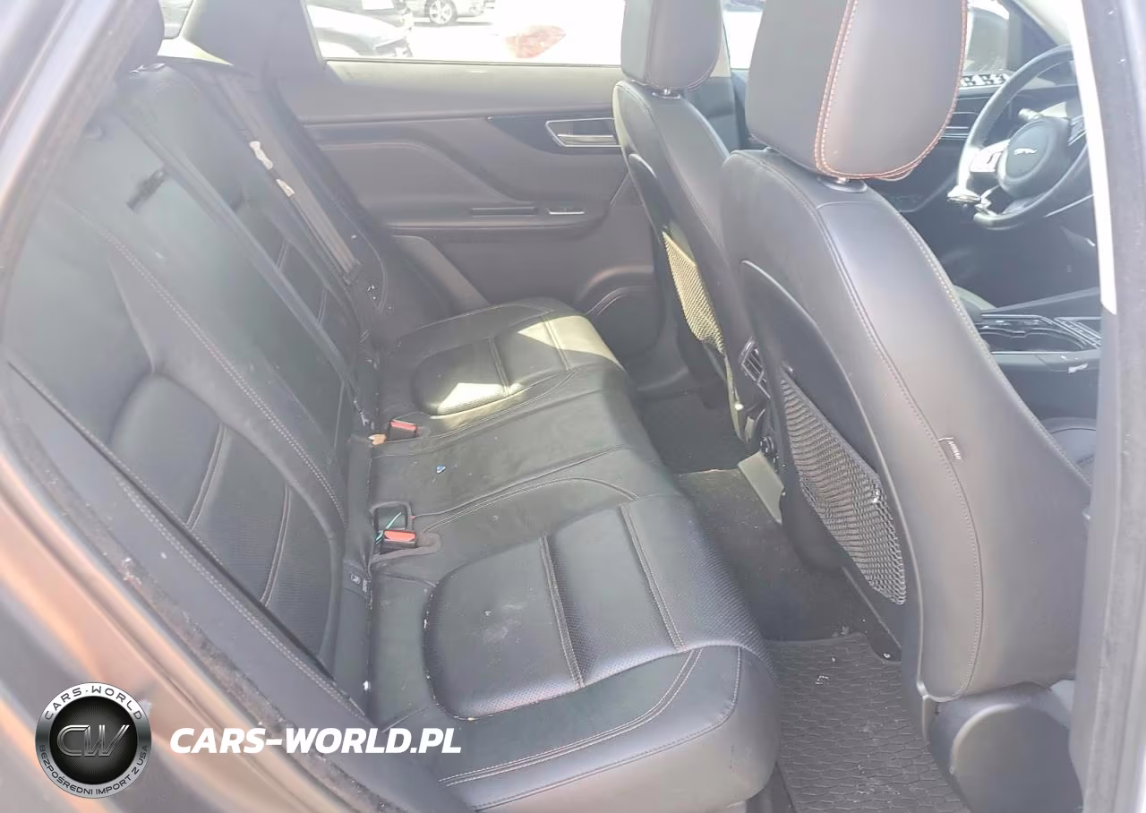 2017 Jaguar F-Pace Prestige VIN:SADCK2BN9HA490265 - 10