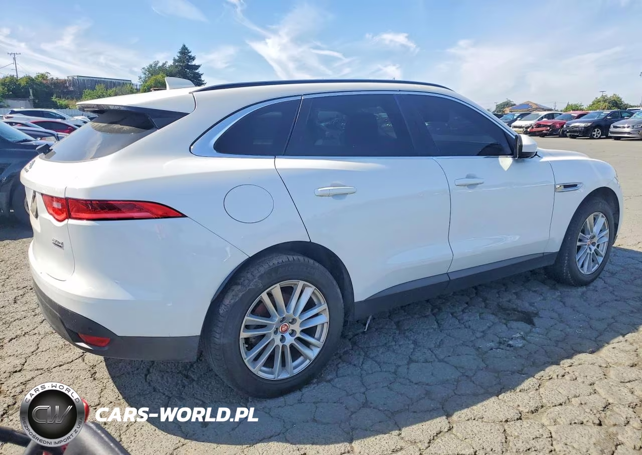 2017 Jaguar F-Pace Prestige VIN:SADCK2BN9HA490265 - 3