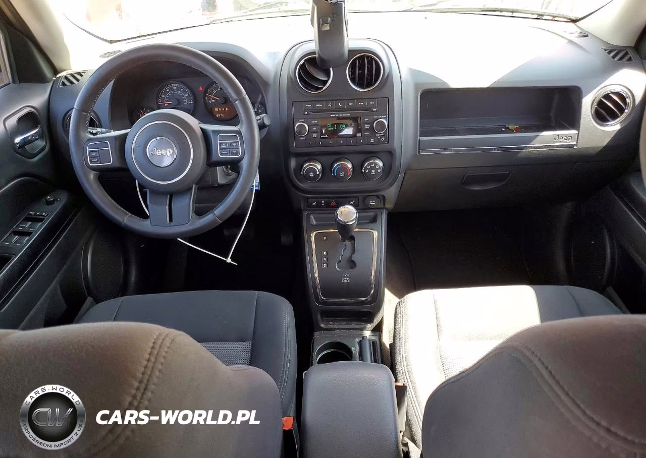 2014 Jeep Patriot Latitude VIN:1C4NJPFB5ED508694 - 8