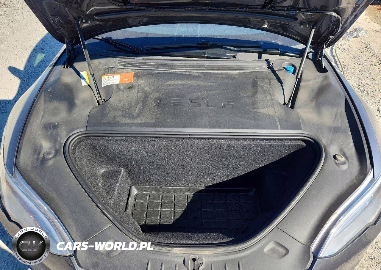 2016 Tesla Model S VIN:5YJSA1E27GF168445 - 11